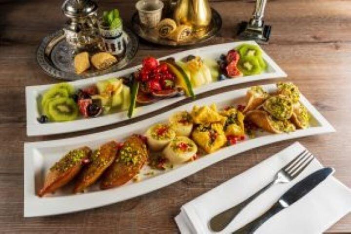 Berlin Food Tour by Private Car