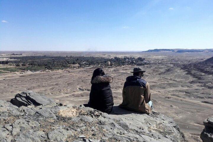 2-Day Black and White Deserts Tour w/ Desert Activities in Egypt
