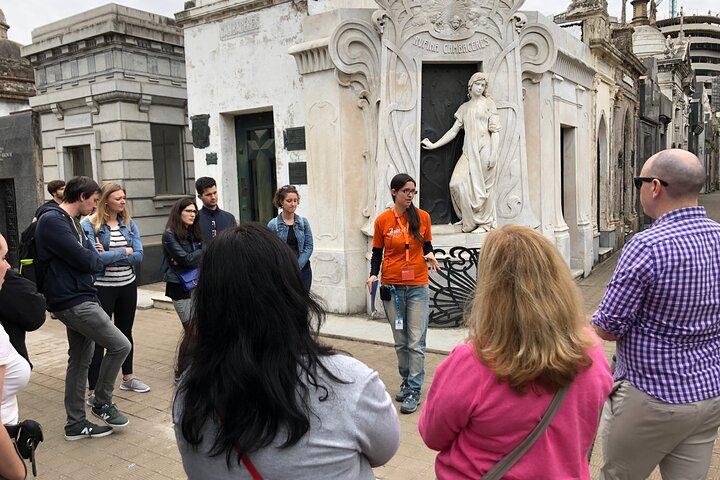 Recoleta Cemetery Walking Tour