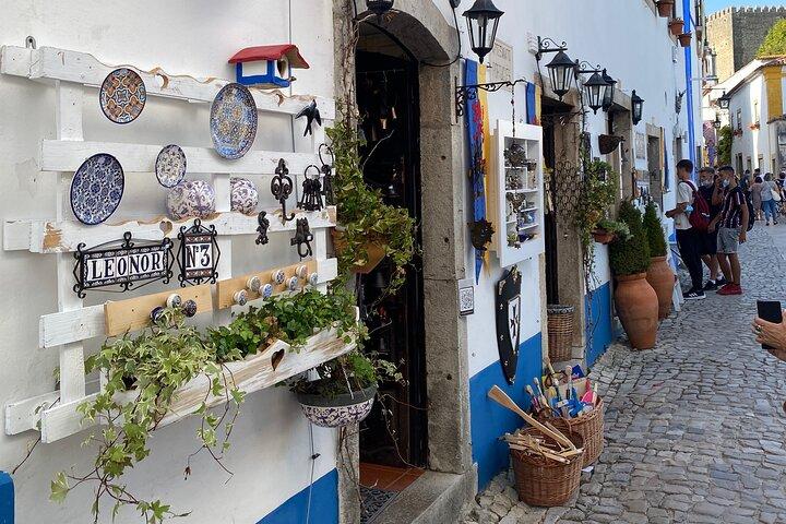 Lisbon to Fatima/Batalha/Nazare & Obidos guided tour 8pax group