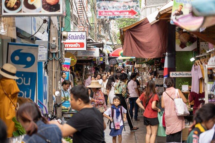 See Bangkok your way with a Personal Private Tour Guide
