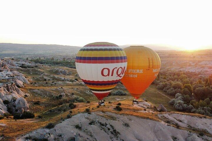 Cappadocia Hot Air Balloon Flight ( Cat Valley )