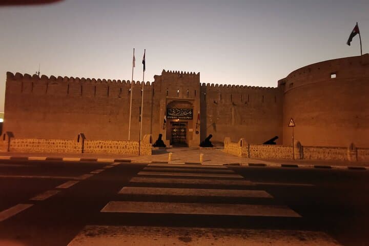 Walking tour Dubai Old Town / Old City, Creek, Abra, Souks