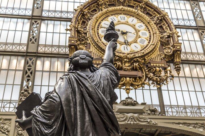 Skip-the-line Orsay Museum Private Tour in Paris for Kids and Families
