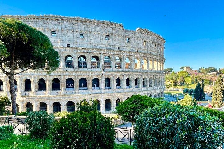 Rome VIP Chauffeured Sightseeing Tour Hotel Pick up and Drop Off