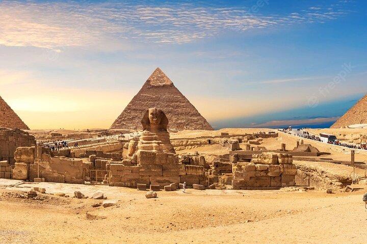 Full-Day Tour Giza Pyramids, Sphinx, Memphis, and Saqqara