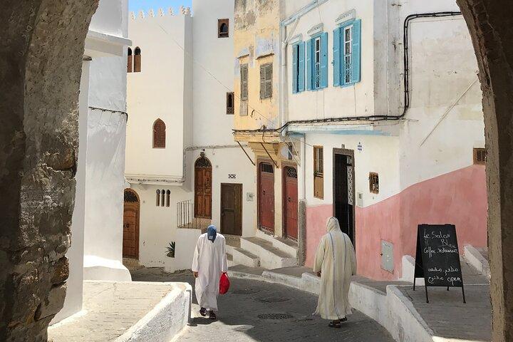 3H -4H Private Walking Tour in Tangier Medina & Colorful Souks