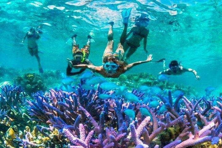 3 gilis Islands Hopping Snorkeling Trip with Gopro camera