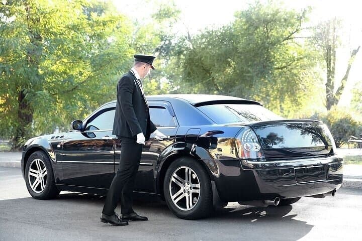 Private One-way Transfer Eleftherios Venizelos Airport To Athens