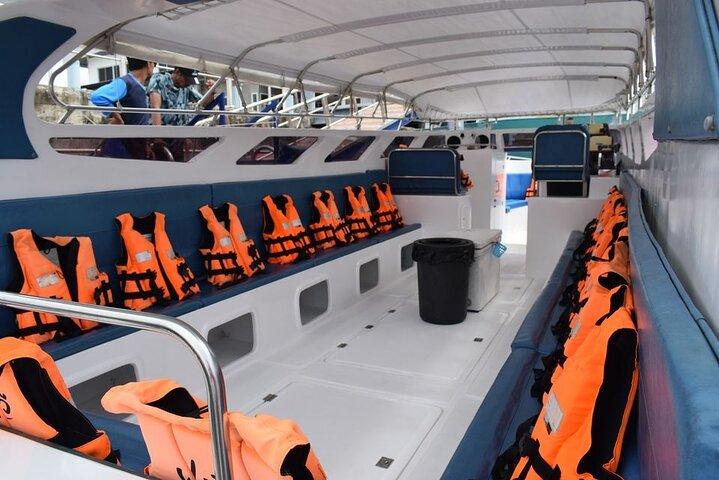 Private Islands Tour (Boat Charter, customized)