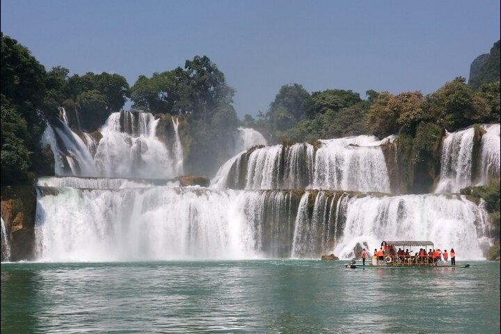 3-Day Private Tour:Pac Bo-Ban Gioc Waterfall-Tiger Cave-Babe Lake