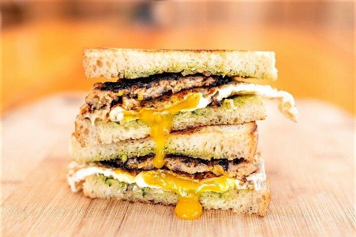 Portland Downtown Food Tour: 6 Tastings of Local & Global Flavors