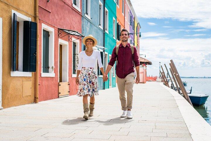 Venice: Murano & Burano Islands Tour with Optional Torcello Stop