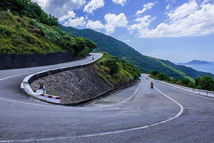 Hoi An to Hue Day Trip by Private Car service