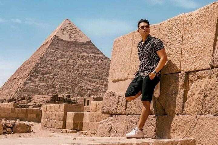 Cairo Layover Tour to Pyramids, Coptic Cairo and Khan Khalili Bazaar