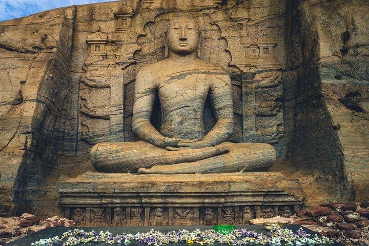 Private Polonnaruwa ancient city Guided tour From Colombo