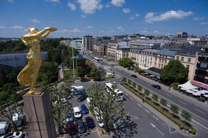 Luxembourg City Cultural Walking Tour with sweet delight