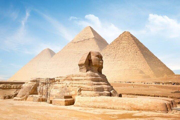 Half Day Tour To Giza Pyramids And Sphinx