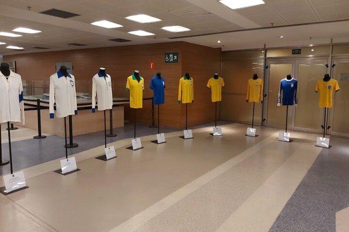 Private Football Tour of Maracanã and São Januário Stadiums with Hotel Pick-up