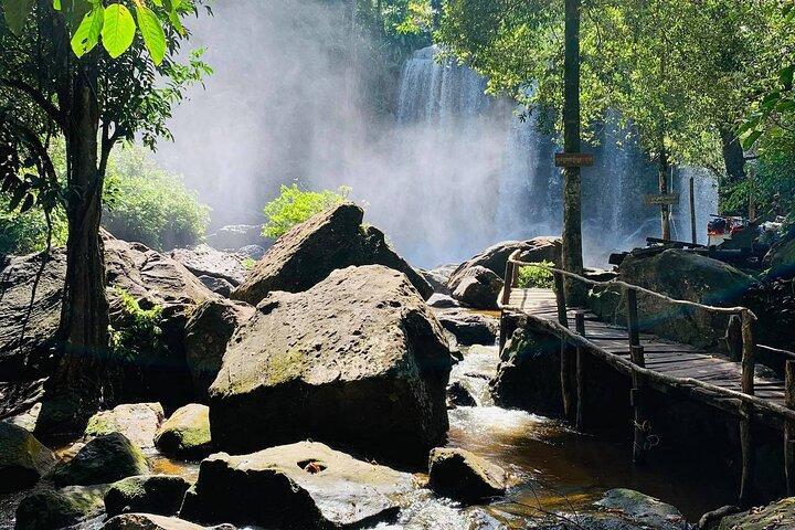 Full-Day Private Car Charter – Visit Phnom Kulen & Beng Mealea