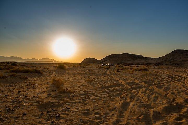 2-Days Tour of the Unique White Desert from Cairo
