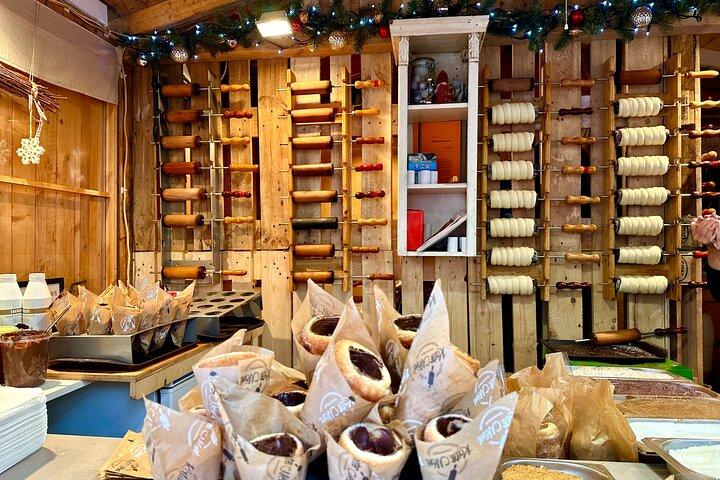 Budapest Wonderland - A Christmas Market Tour with Chimney Cake & Mulled Wine