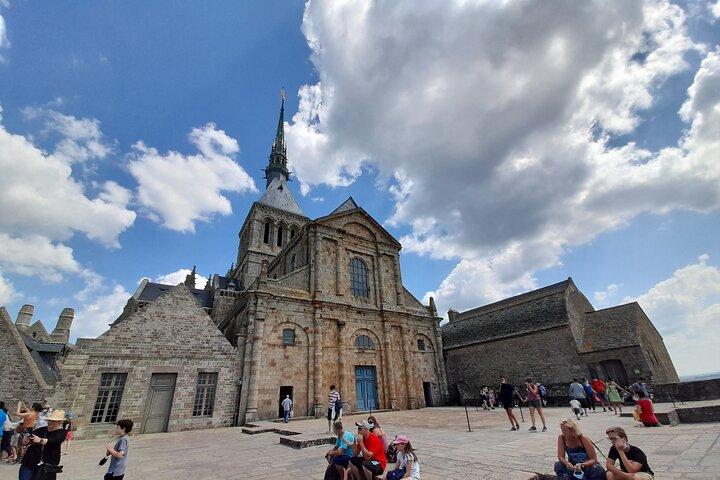 Private Mont Saint-Michel - Bayeux or Caen