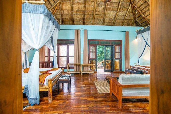 13 Days Wildlife Adventure Trip To The Pearl Of Africa