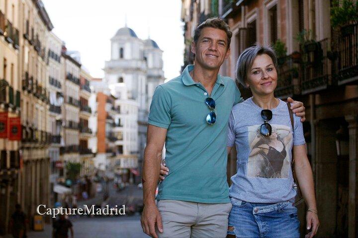 Enjoy our Private Photo sessions in Madrid. The city is waiting
