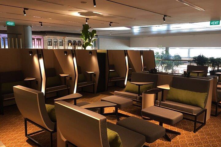 Singapore Changi Airport BLOSSOM - SATS & Plaza Premium Lounge at Terminal 4