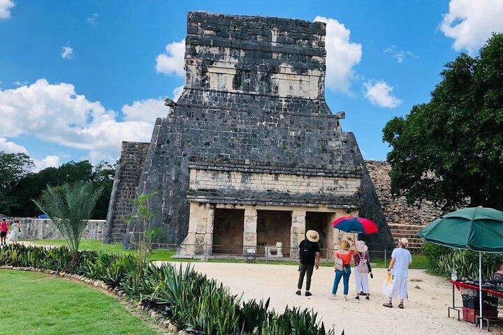 Full Day Tour Chichén Itzá Cenote Saamal Valladolid with buffet