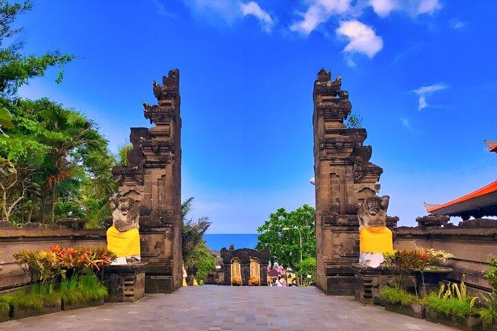 Ubud Tanah Lot Tour: Rice Terrace - Waterfall - Batuan Temple