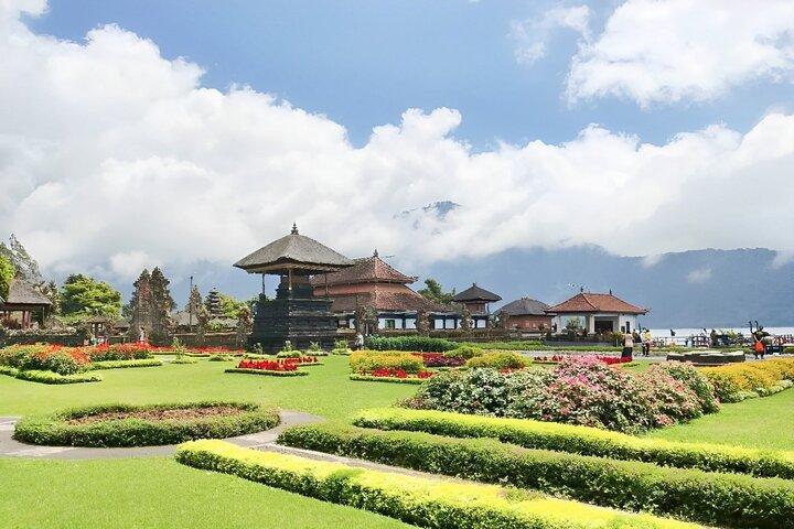 Ulun Danu Beratan Temple - Tanah Lot Temple Tour by UNESCO World Heritage