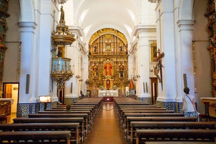 City of Angels: Walking Tour Recoleta - Skip the line
