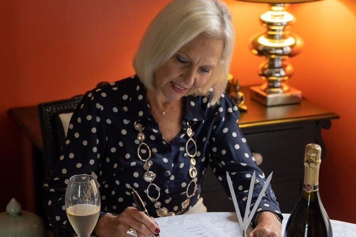 Private visit to a winemaker - Champagne and perfume workshop
