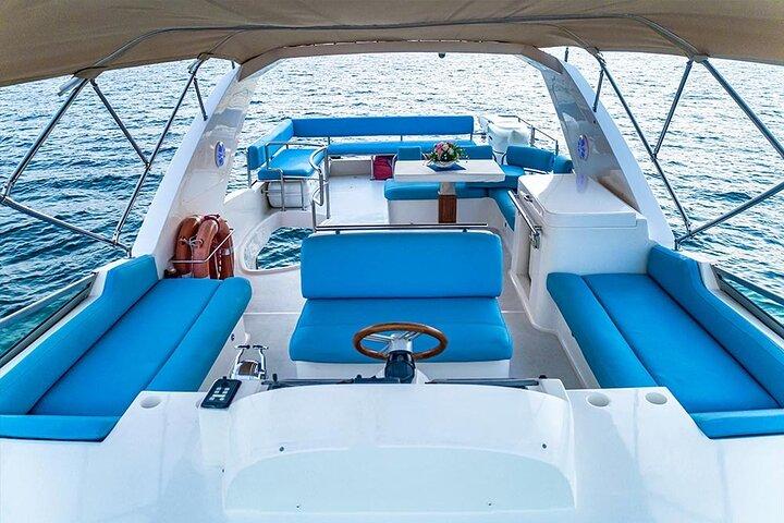 Sunset escape on Bluemoon 64ft from Dubai Marina to Atlantis