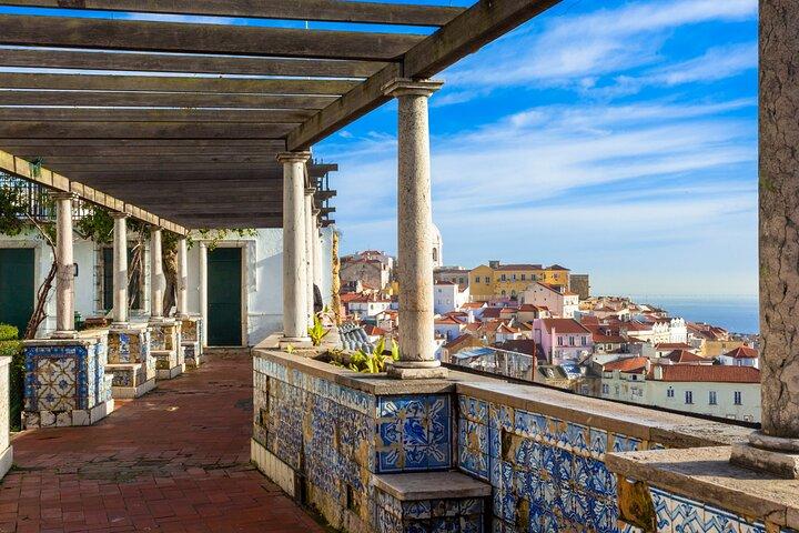 Medieval Lisbon Private Guided Tour for Kids and Families