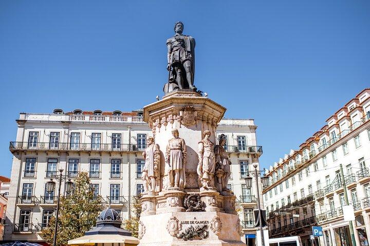 Medieval Lisbon Private Guided Tour for Kids and Families