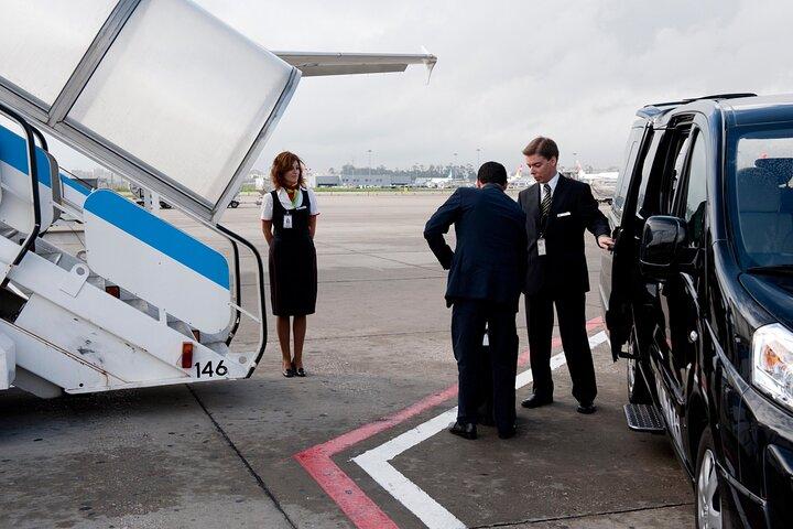 Private Cairo Airport Transfers & Limousine to Anywhere in Cairo or vice versa