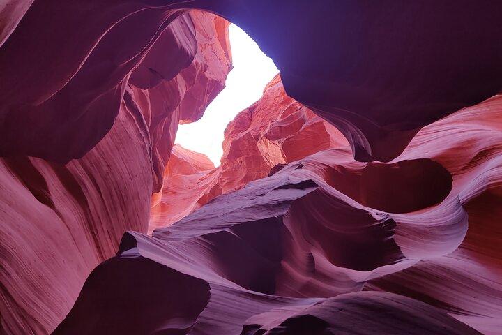 Antelope Canyon, Horseshoe Bend and Lake Powell Tour from Las Vegas
