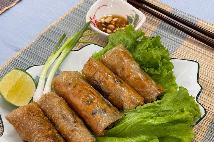 Market Tour & Cooking class in Ha Noi City