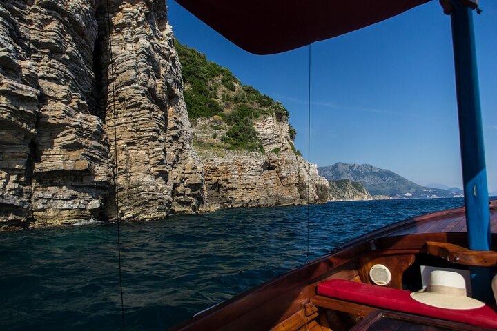 Private Boat Tour Adventure In Budva - Sightseeing & Snorkeling