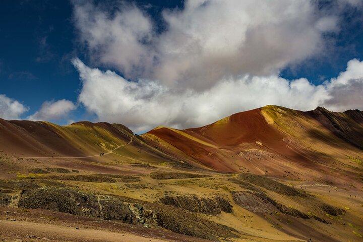 Rainbow Mountain Early Access Tour from Cusco
