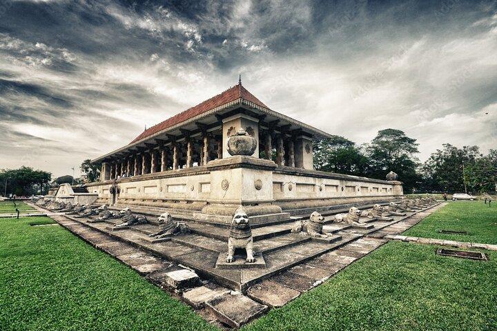 Private Colombo Half Day City Tour