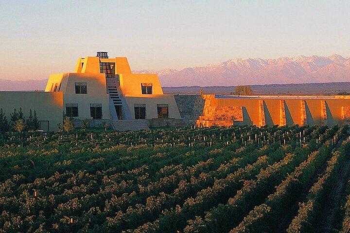 Catena Zapata Winery, Lunch and Private Transportation