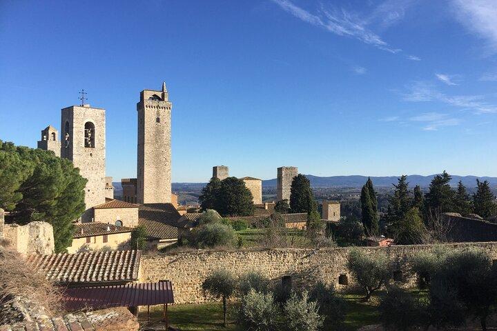 San Gimignano, Saffron and Vernaccia Wine from Florence