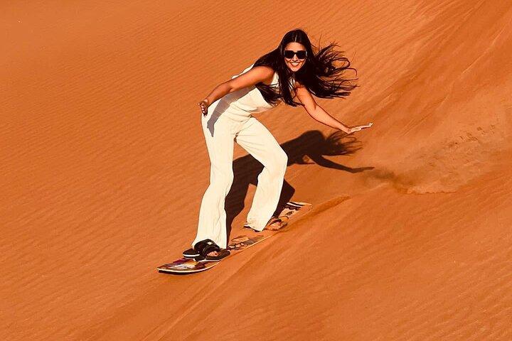 Desert Safari Dubai Red Dunes Safari With Live BBQ Buffet Dinner