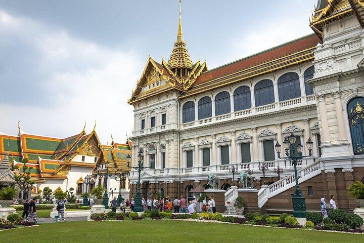 Full-Day Private Royal Grand Palace and Temples Tour