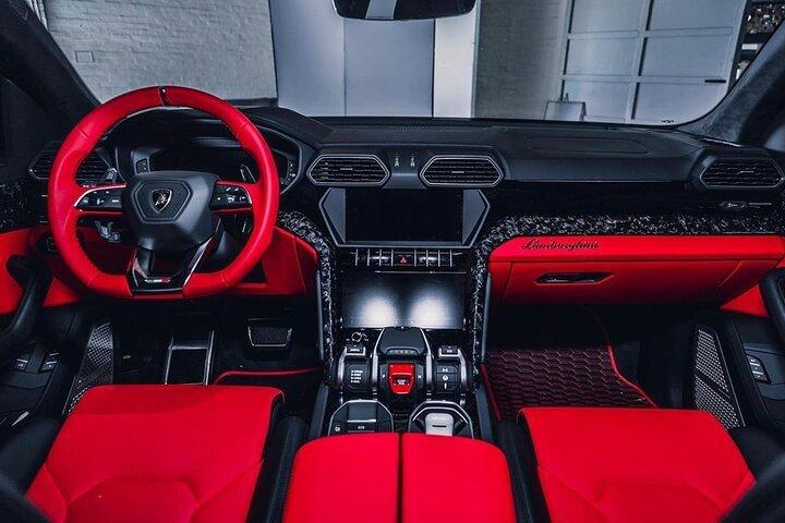 Full-Day Lamborghini URUS Rental in Dubai