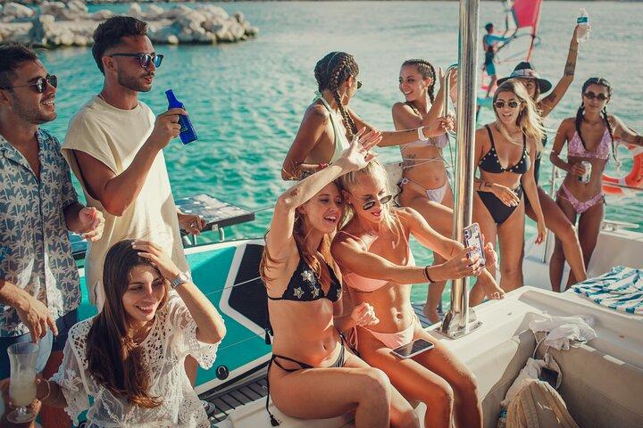 Private All Inclusive Sunset DJ Cruise – 51' Leopard Cancun